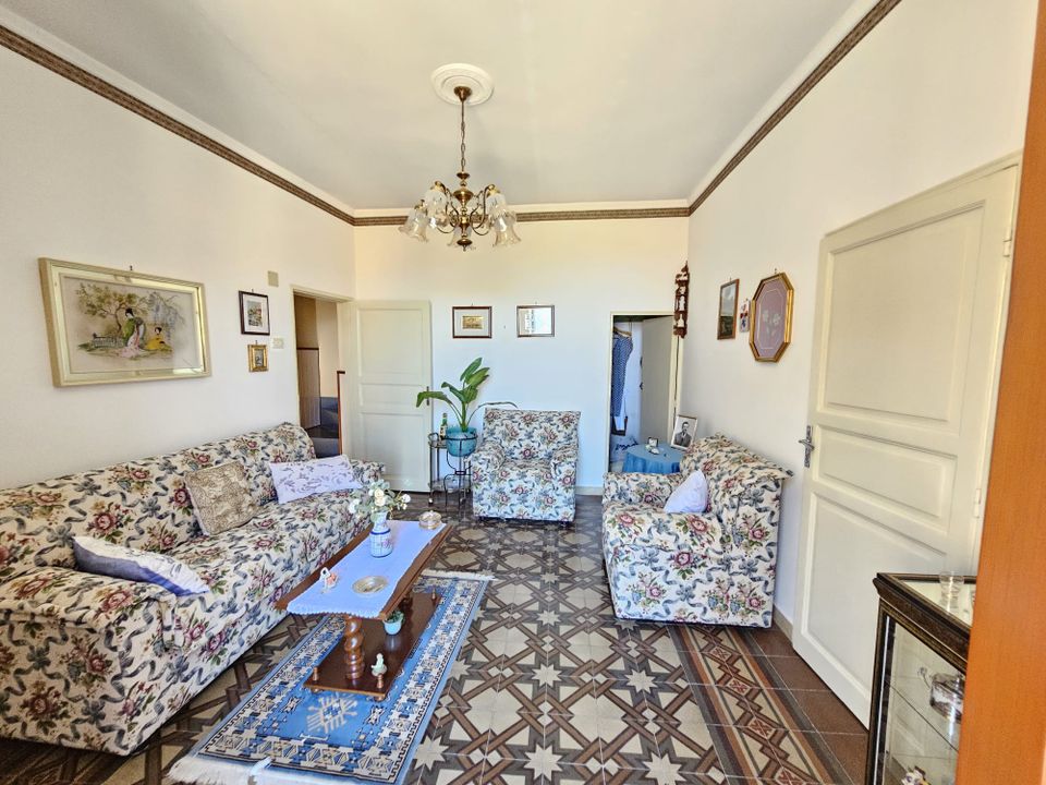 Hus i byn i Collesano, Palermo - foto 5